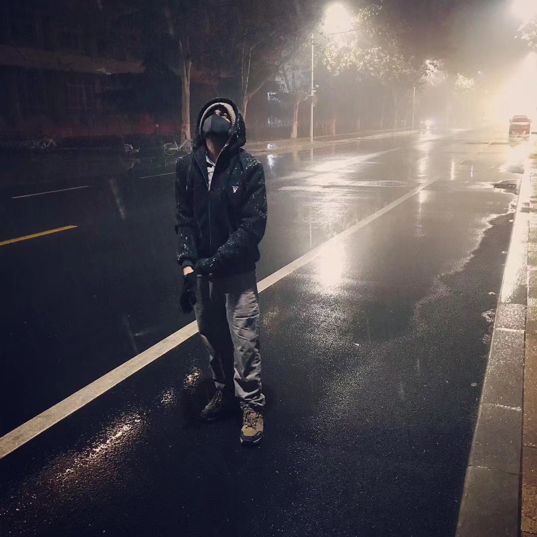 作者名称